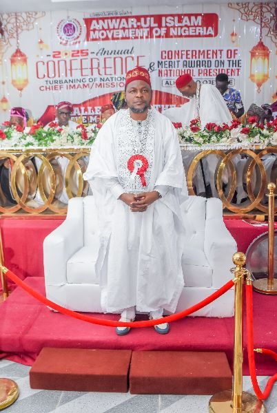 Photograph from Conferment of Merit Award and Turbaning of the New National Chief Imam/Missioner — DSC_3146.JPG