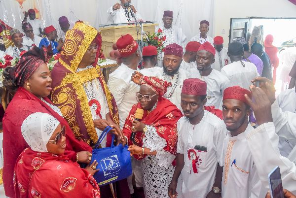 Photograph from Conferment of Merit Award and Turbaning of the New National Chief Imam/Missioner — DSC_3123.JPG