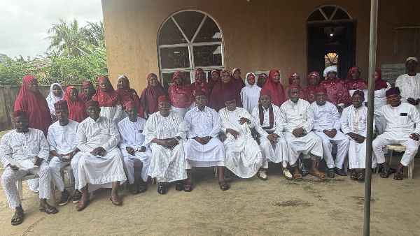 Photograph from Presidential Tour of Missions - Morogbo Mission — IMG_3647.JPG