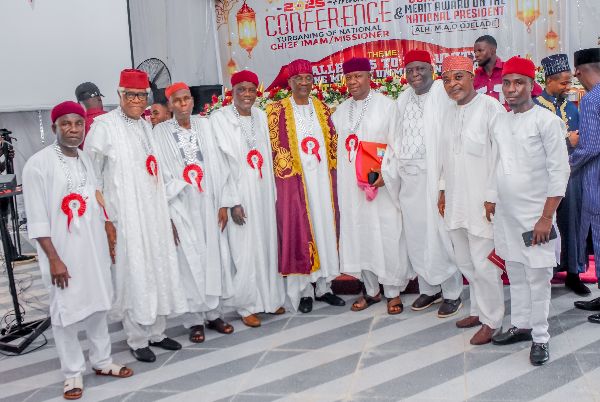 Photograph from Conferment of Merit Award and Turbaning of the New National Chief Imam/Missioner — DSC_3309.JPG