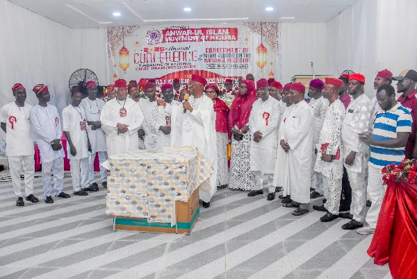 Photograph from 109th Annual Conference — DSC_2674.JPG