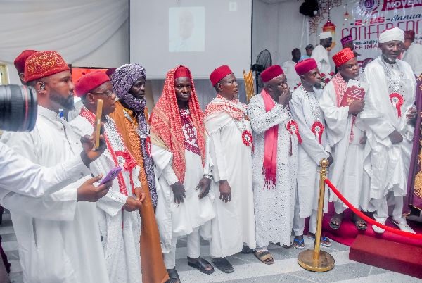 Photograph from Conferment of Merit Award and Turbaning of the New National Chief Imam/Missioner — DSC_3201.JPG