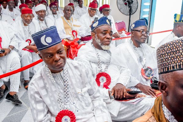 Photograph from Conferment of Merit Award and Turbaning of the New National Chief Imam/Missioner — DSC_2963.JPG
