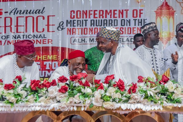 Photograph from Conferment of Merit Award and Turbaning of the New National Chief Imam/Missioner — DSC_2913.JPG