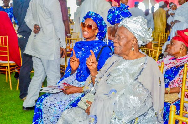 Photograph from 8th Day Fidau Prayer Our Late Former Chief Imam/Missioner, Alhaji Imam Ahmad Babatunde Yoosuf — DSC_6328.jpg