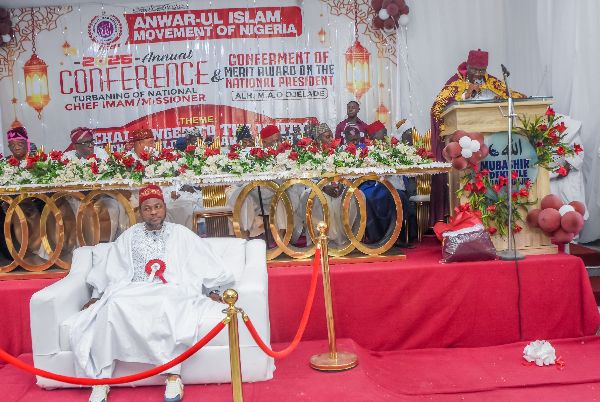 Photograph from Conferment of Merit Award and Turbaning of the New National Chief Imam/Missioner — DSC_3138.JPG
