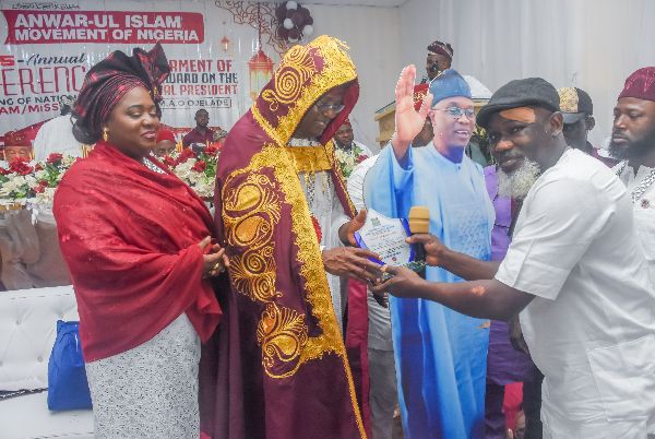Photograph from Conferment of Merit Award and Turbaning of the New National Chief Imam/Missioner — DSC_3124.JPG