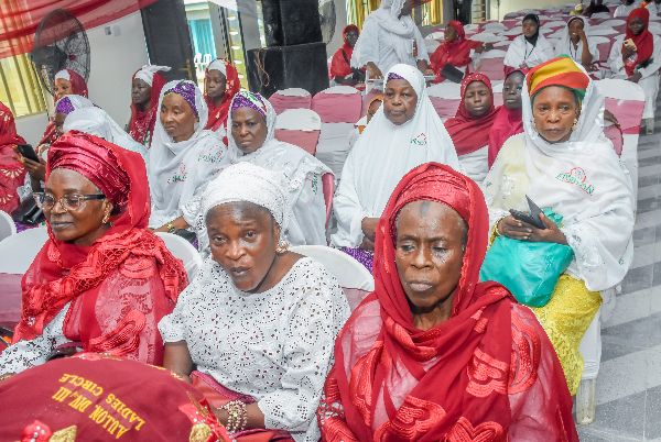 Photograph from 109th Annual Conference — DSC_2207.JPG