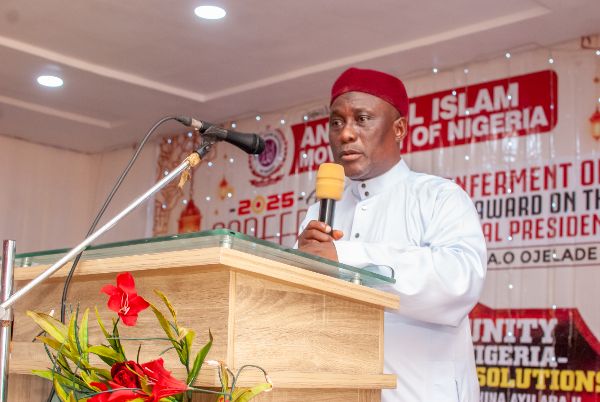 Photograph from 109th Annual Conference — DSC_2291.JPG