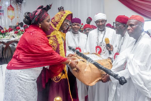 Photograph from Conferment of Merit Award and Turbaning of the New National Chief Imam/Missioner — DSC_3111.JPG