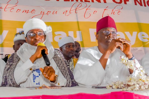 Photograph from 8th Day Fidau Prayer Our Late Former Chief Imam/Missioner, Alhaji Imam Ahmad Babatunde Yoosuf — DSC_6512.jpg