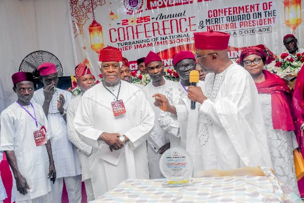 Photograph from 109th Annual Conference — DSC_2679.JPG