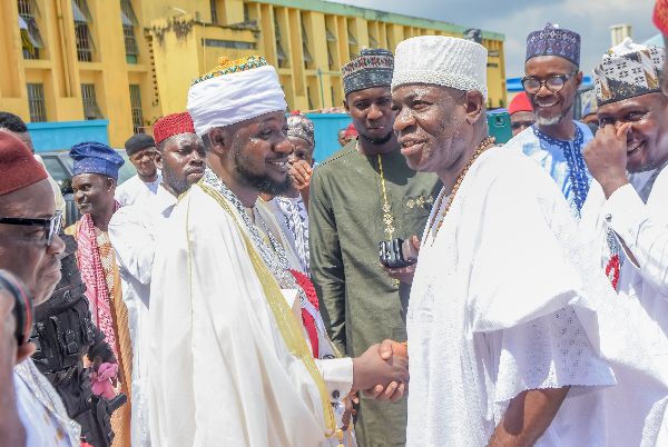 Photograph from Conferment of Merit Award and Turbaning of the New National Chief Imam/Missioner — DSC_3031.JPG